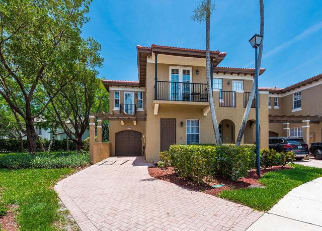 Property at 6911 Julia Gardens Dr, Coconut Creek, FL 33073, 3 beds, 3.5 baths