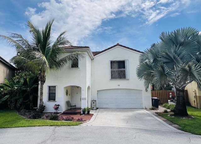 Property at 1773 Harborside Cir, Wellington, FL 33414, 4 beds, 2.5 baths