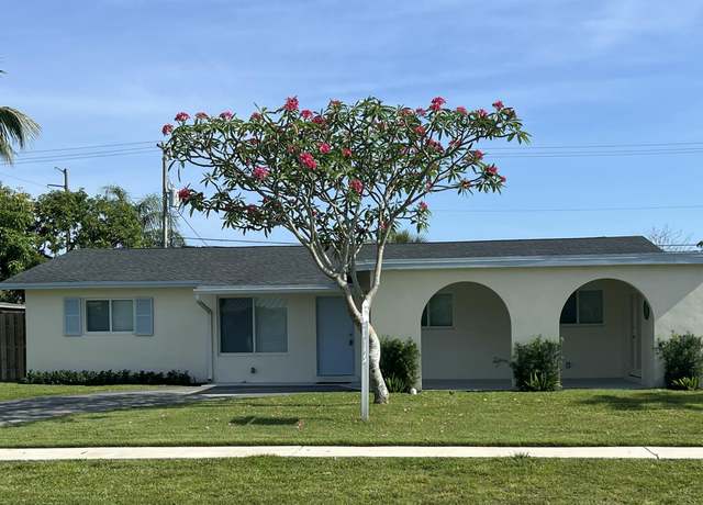 Property at 214 SW 3rd St, Boca Raton, FL 33432, 4 beds, 2 baths