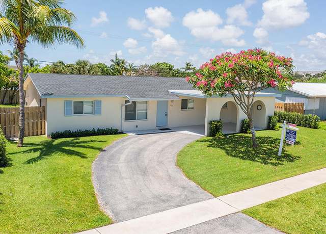 Property at 214 SW 3rd St, Boca Raton, FL 33432, 4 beds, 2 baths