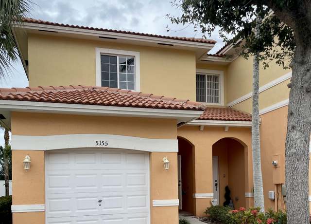 Property at 5155 SE Mariner Garden Cir, Stuart, FL 34997, 3 beds, 2.5 baths