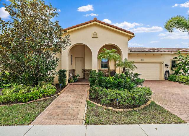 Property at 10211 SW Reggiani Rd, Port Saint Lucie, FL 34986, 2 beds, 2 baths