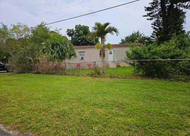 Property at 4870 Canal Rd, West Palm Beach, FL 33415, 2 beds, 1 bath