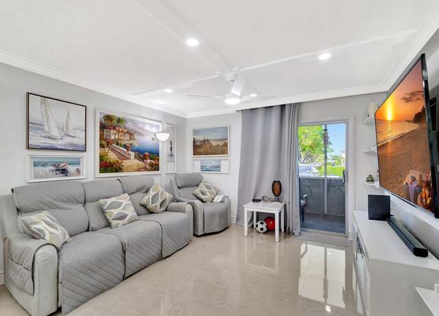 Property at 2616 Garden Dr #112, Lake Worth, FL 33461, 2 beds, 1 bath
