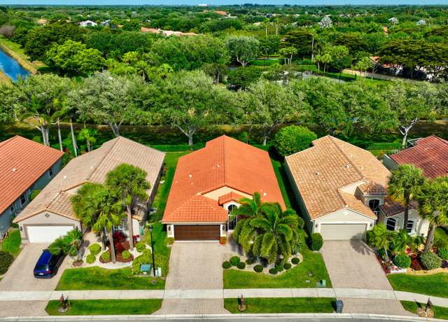 Property at 6661 Sherbrook Dr, Boynton Beach, FL 33437, 3 beds, 2 baths