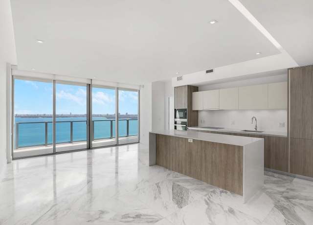 Property at 2900 NE 7th Ave #2704, Miami, FL 33137, 2 beds, 2.5 baths
