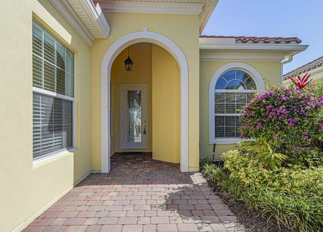 Property at 5151 Formosa Cir, Vero Beach, FL 32967, 3 beds, 2.5 baths