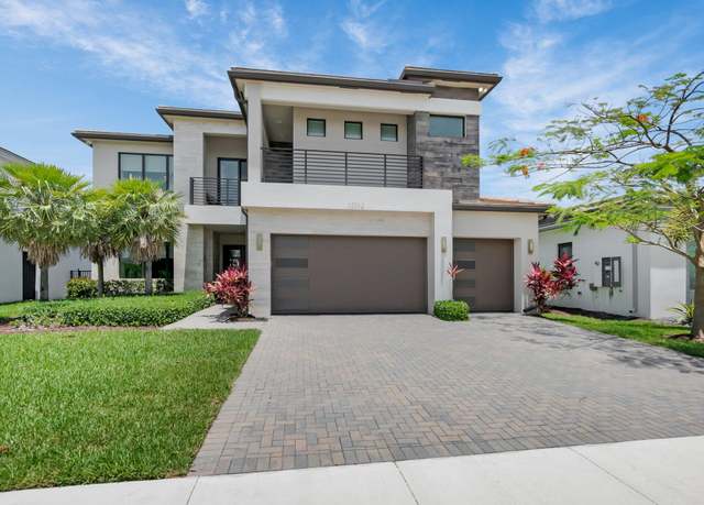 Property at 17112 Aquavera Way, Boca Raton, FL 33496, 4 beds, 4.5 baths