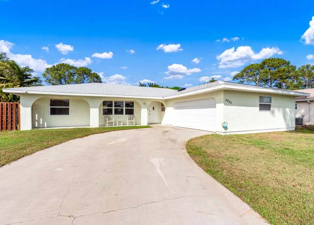 Property at 2252 SE Wald St, Port Saint Lucie, FL 34984, 3 beds, 2 baths