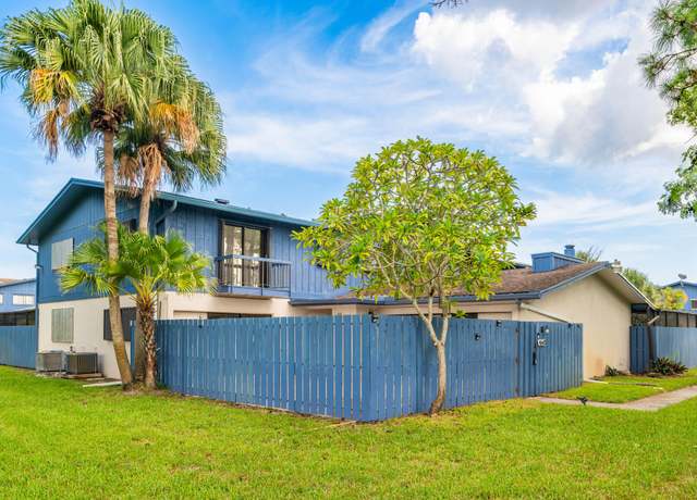 Property at 4643 Holly Lake Dr, Lake Worth, FL 33463, 3 beds, 2 baths