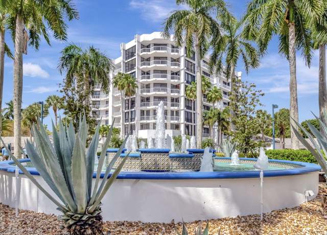 Property at 20290 Fairway Oaks Dr #254, Boca Raton, FL 33434, 3 beds, 3 baths