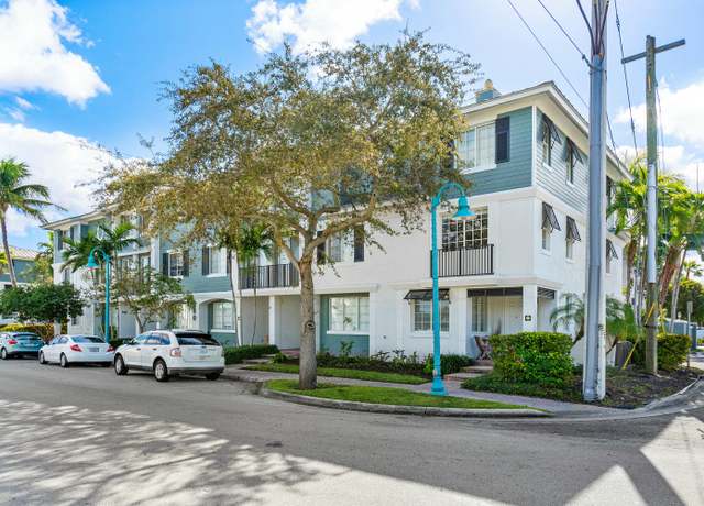 Property at 260 NE 3rd St Unit 4-F, Delray Beach, FL 33444, 3 beds, 3.5 baths