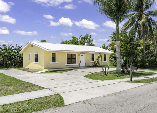 Property at 1332 SW G, Belle Glade, FL 33430, 4 beds, 2 baths