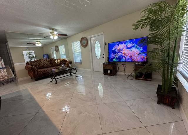 Property at 5795 S 38th St, Greenacres, FL 33463, 2 beds, 2 baths