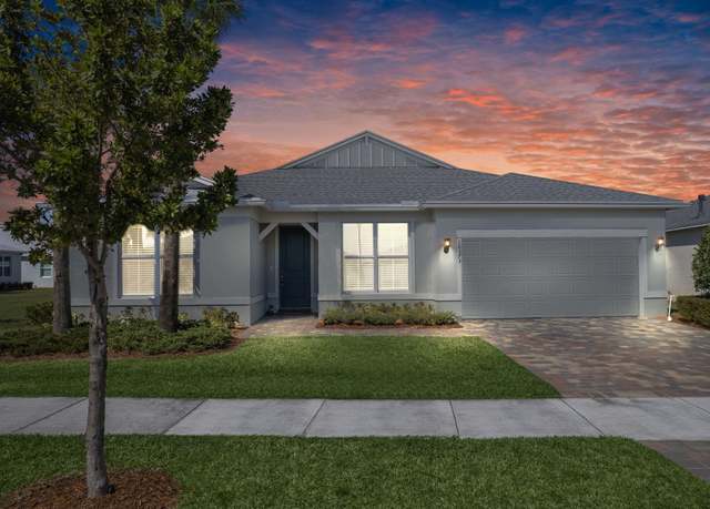 Property at 10373 SW Green Turtle Ln, Port Saint Lucie, FL 34987, 4 beds, 2.5 baths