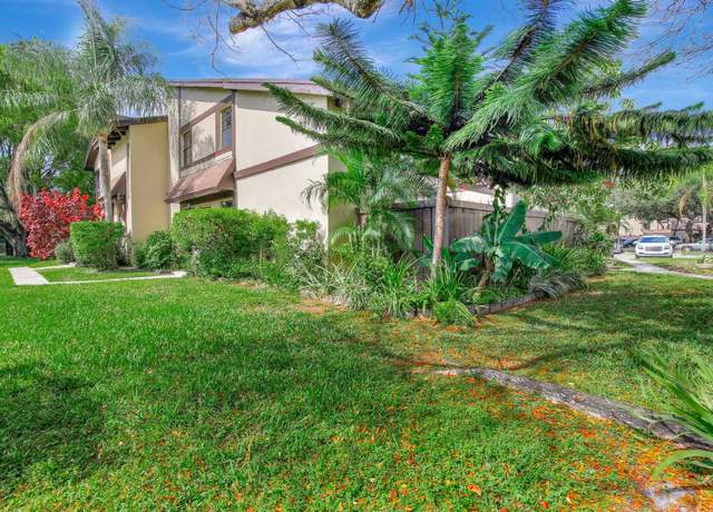 Property at 1851 Bayberry Dr, Pembroke Pines, FL 33024, 3 beds, 2 baths