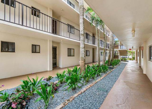 Property at 5100 Las Verdes Cir #119, Delray Beach, FL 33484, 2 beds, 2 baths