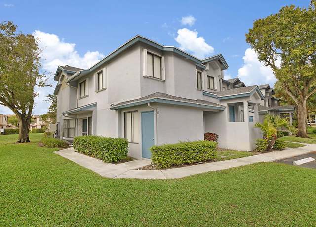 Property at 705 Harbour Pointe Way #705, Greenacres, FL 33413, 3 beds, 2 baths
