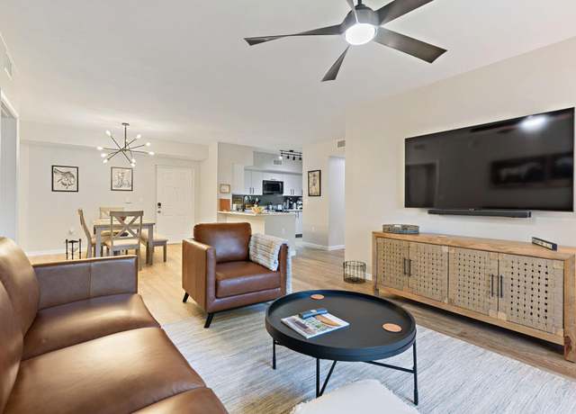Property at 11790 St Andrews 202 Pl #202, Wellington, FL 33414, 3 beds, 2 baths