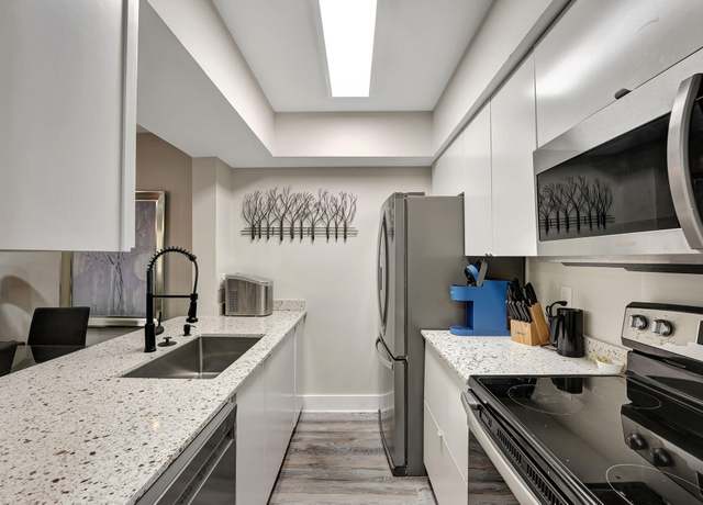 Property at 10001 W Atlantic Blvd #319, Coral Springs, FL 33071, 1 bed, 1.5 baths
