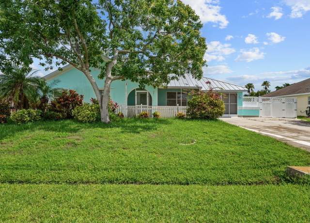 Property at 301 SW Whitmore Dr, Port Saint Lucie, FL 34984, 3 beds, 2 baths