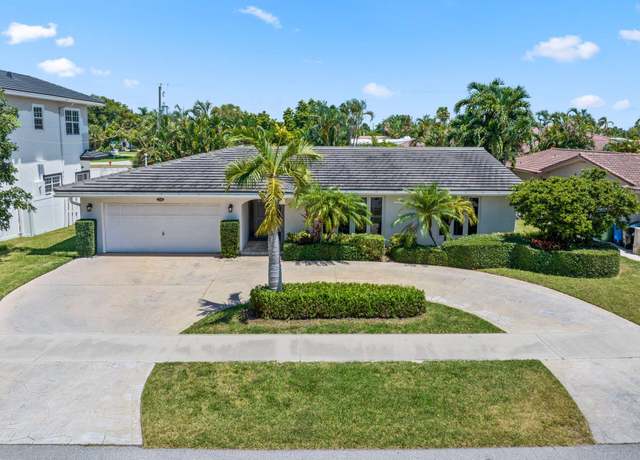 Property at 2331 NE 35 Dr, Fort Lauderdale, FL 33308, 4 beds, 2 baths