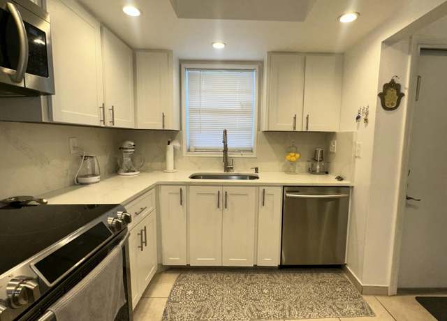 Property at 5900 NW 44 St #403, Lauderhill, FL 33319, 2 beds, 2 baths