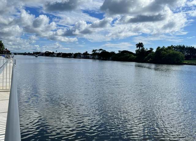 Property at 2420 S Federal Hwy #9, Boynton Beach, FL 33435, 2 beds, 1 bath