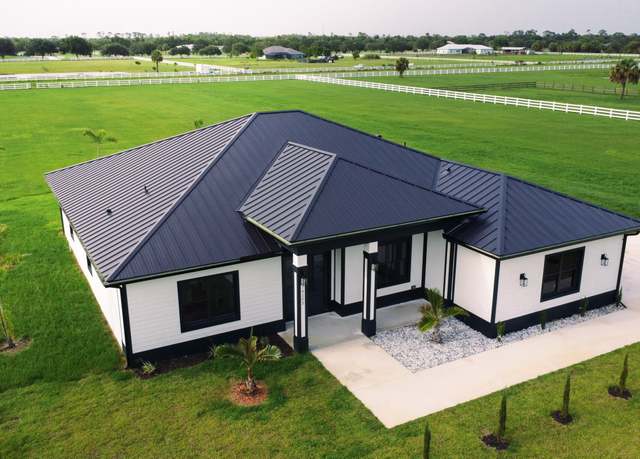 Property at 18202 Bridle Way, Fort Pierce, FL 34987, 4 beds, 3 baths