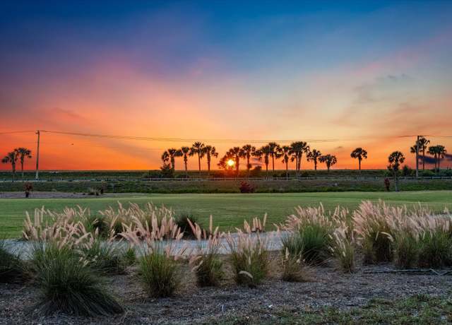 Property at 1871 Corsica Dr, Wellington, FL 33414, 4 beds, 2.5 baths