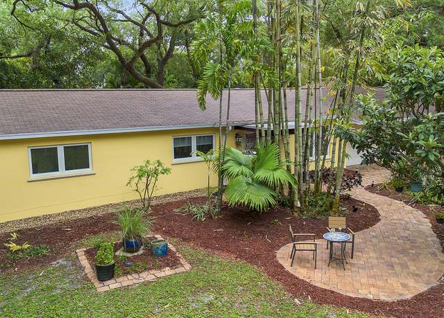 Property at 1550 SW 30th Pl, Fort Lauderdale, FL 33315, 4 beds, 3 baths