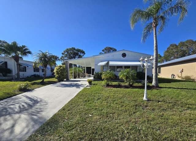 Property at 12 Ecuador Ct, Fort Pierce, FL 34951, 2 beds, 2 baths