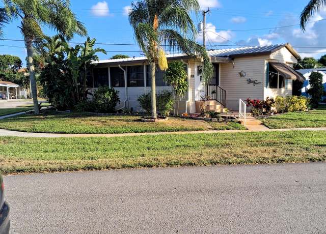 Property at 4094 Meadowview Dr, Boynton Beach, FL 33436, 2 beds, 1.5 baths