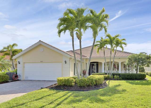 Property at 8657 SE Nicolete Ln, Hobe Sound, FL 33455, 4 beds, 3.5 baths