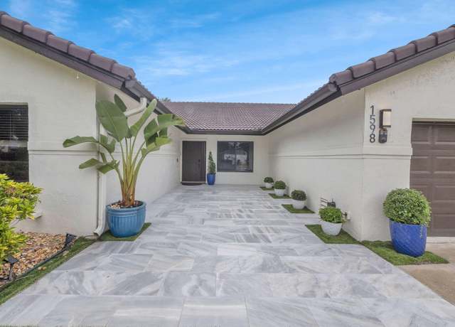 Property at 1598 SW 19th St, Boca Raton, FL 33486, 4 beds, 3 baths