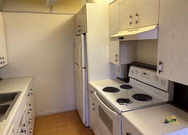Property at 4056 Cornwall C #4056, Boca Raton, FL 33434, 2 beds, 1.5 baths