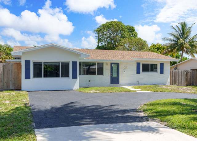 Property at 465 SW 3rd Ave, Boynton Beach, FL 33435, 4 beds, 2 baths