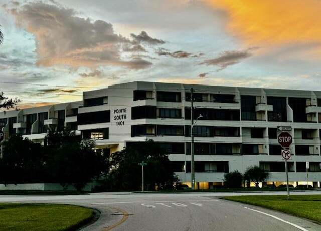 Property at 1401 S Federal Hwy #402, Boca Raton, FL 33432, 1 bed, 1.5 baths