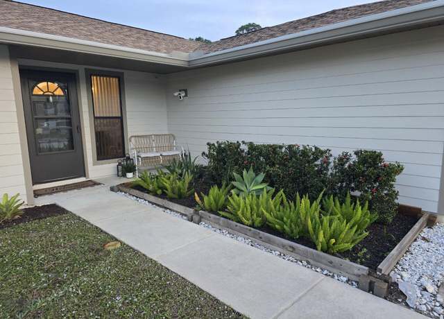 Property at 1755 SE Aneci St, Port Saint Lucie, FL 34983, 3 beds, 2 baths