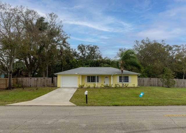 Property at 1906 36th Ave, Vero Beach, FL 32960, 2 beds, 2 baths