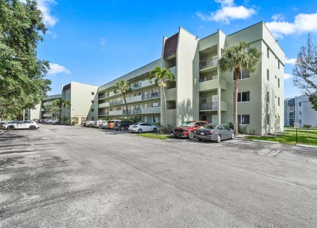 Property at 1638 Embassy Dr #411, West Palm Beach, FL 33401, 2 beds, 2 baths