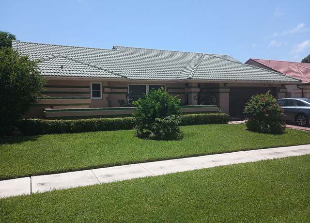 Property at 9744 Majestic Way, Boynton Beach, FL 33437, 4 beds, 2 baths