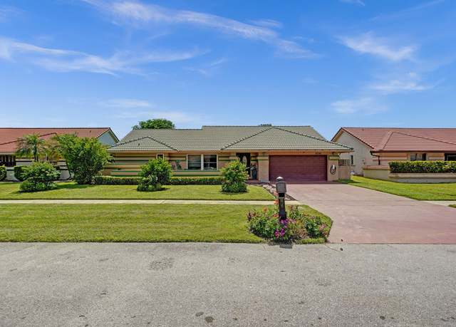 Property at 9744 Majestic Way, Boynton Beach, FL 33437, 4 beds, 2 baths