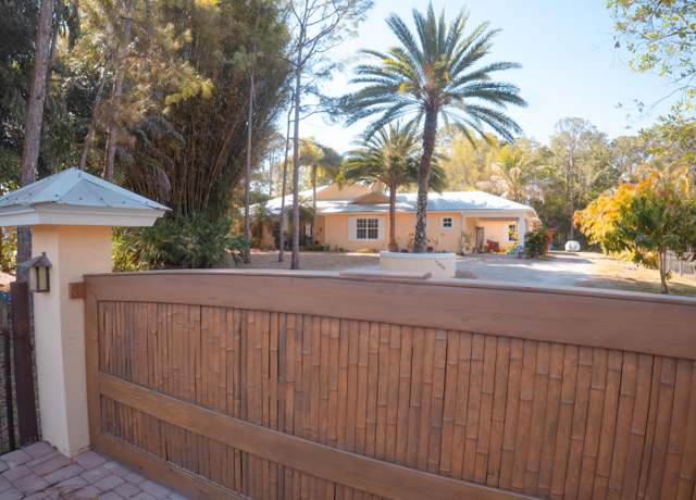Property at 12858 153rd Ct N, Jupiter, FL 33478, 4 beds, 2.5 baths