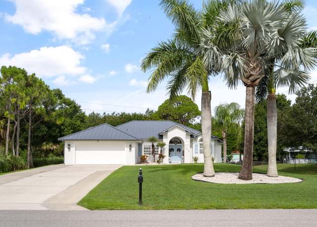 Property at 1655 4th Ave SW, Vero Beach, FL 32962, 3 beds, 2 baths