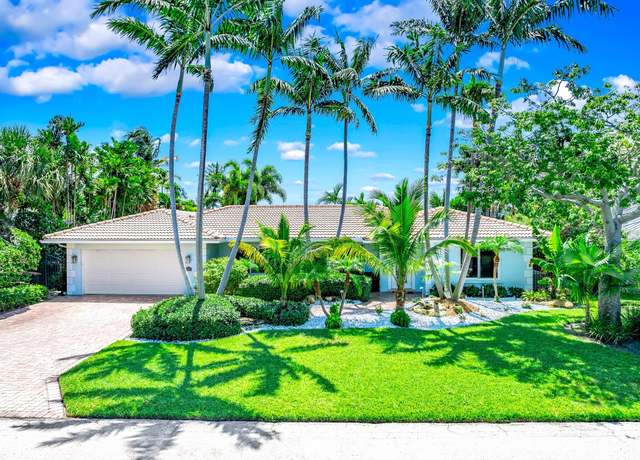 Property at 4010 NE 25th Ave, Lighthouse Point, FL 33064, 3 beds, 2.5 baths