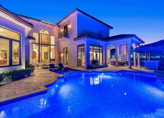 Property at 9187 Redonda Dr, Boca Raton, FL 33496, 6 beds, 9 baths