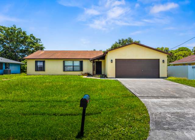 Property at 441 SW Curtis St, Port Saint Lucie, FL 34983, 3 beds, 2 baths