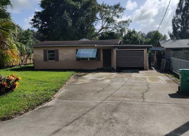 Property at 2307 Elizabeth Ave, Fort Pierce, FL 34982, 3 beds, 2 baths