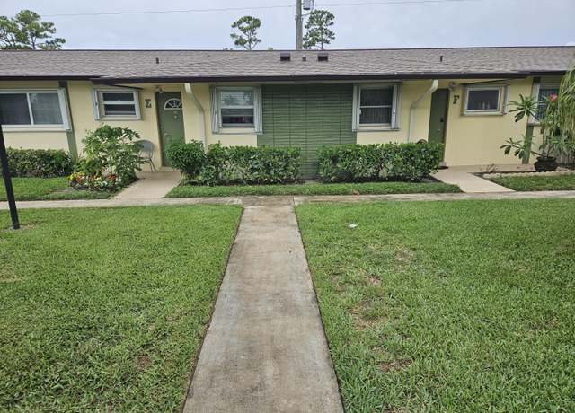 Property at 2941 Crrosley Dr W Unit E, West Palm Beach, FL 33415, 2 beds, 2 baths